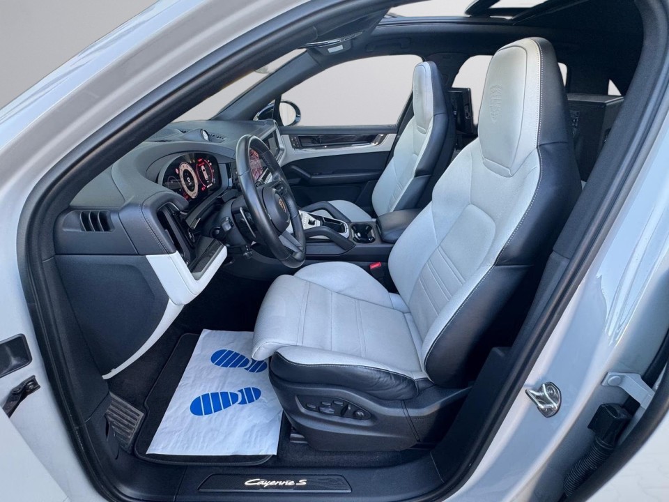 Porsche Cayenne S E-Hybrid - foto 17