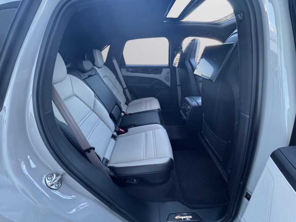 Porsche Cayenne S E-Hybrid - foto 48