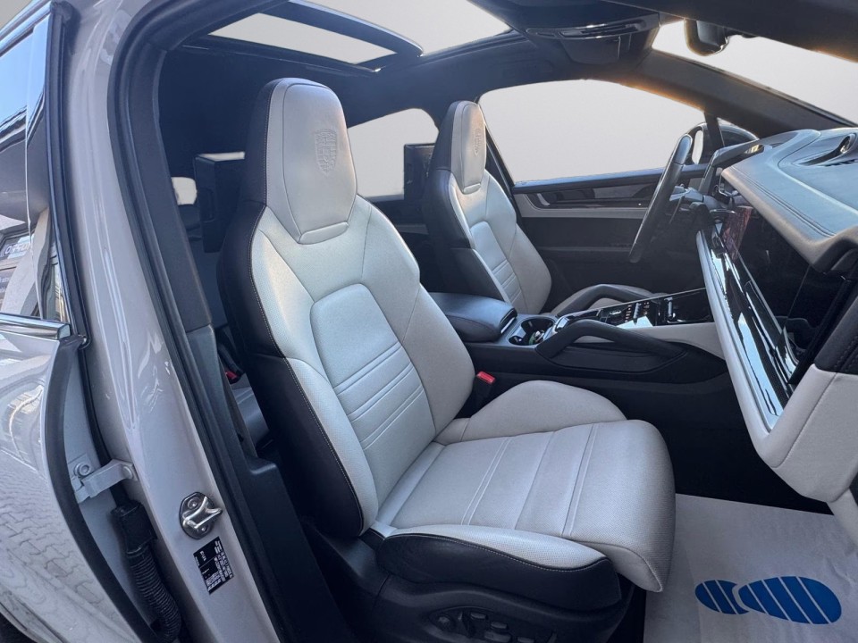 Porsche Cayenne S E-Hybrid - foto 21