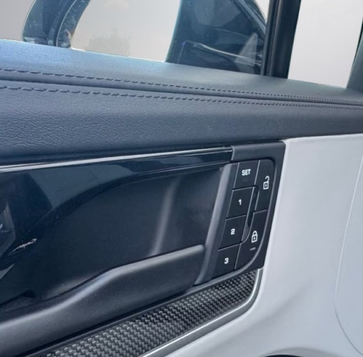 Porsche Cayenne S E-Hybrid - foto 51