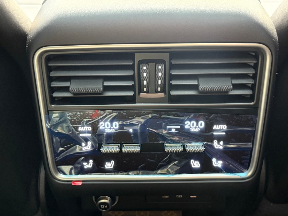 Porsche Cayenne Coupé - foto 16