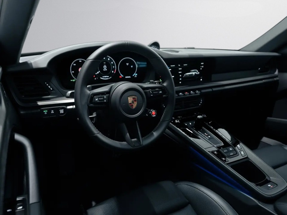 Porsche 911 Carrera - foto 7