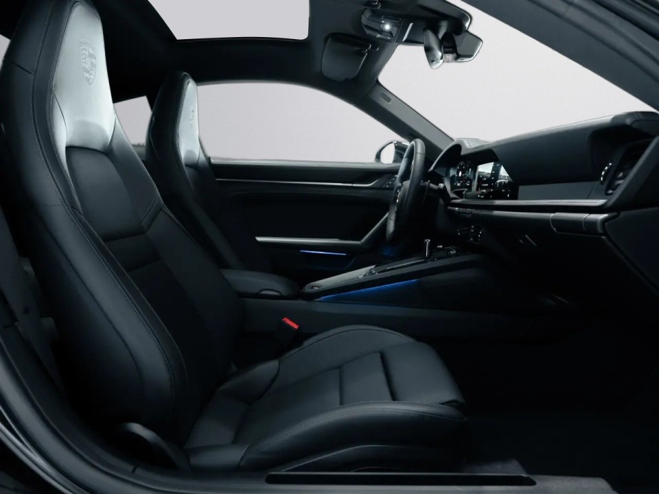 Porsche 911 Carrera - foto 12