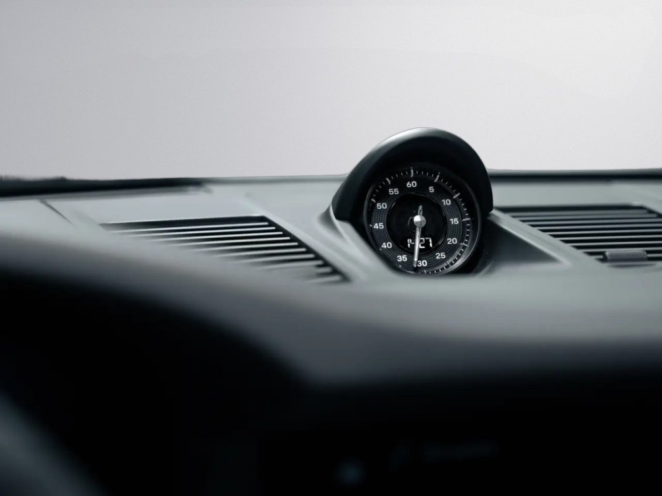 Porsche 911 Carrera - foto 18