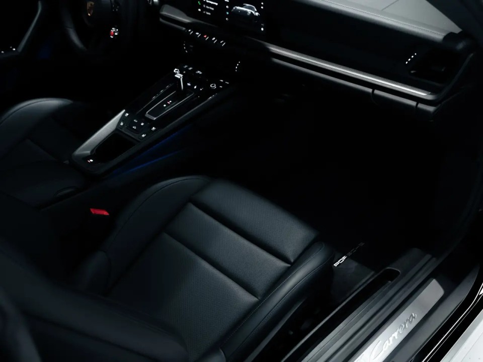 Porsche 911 Carrera - foto 19