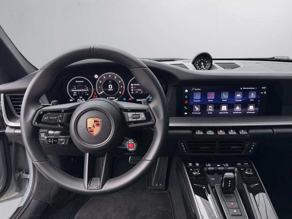 Porsche 911 Carrera - foto 11