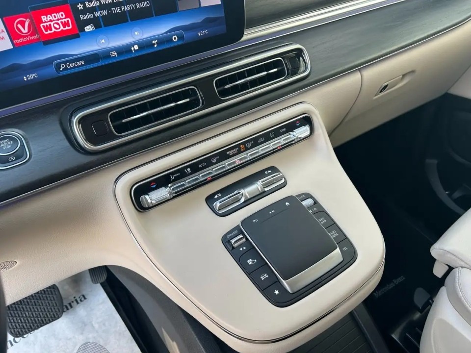 Mercedes-Benz V-Class Long 300d Avantgarde - foto 11