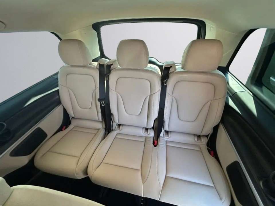 MERCEDES-BENZ V-Class 2024 — imagine 20