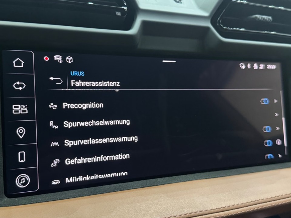 Lamborghini URUS SE - foto 17