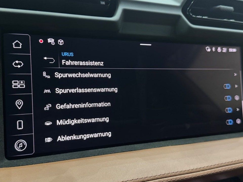 Lamborghini URUS SE - foto 16