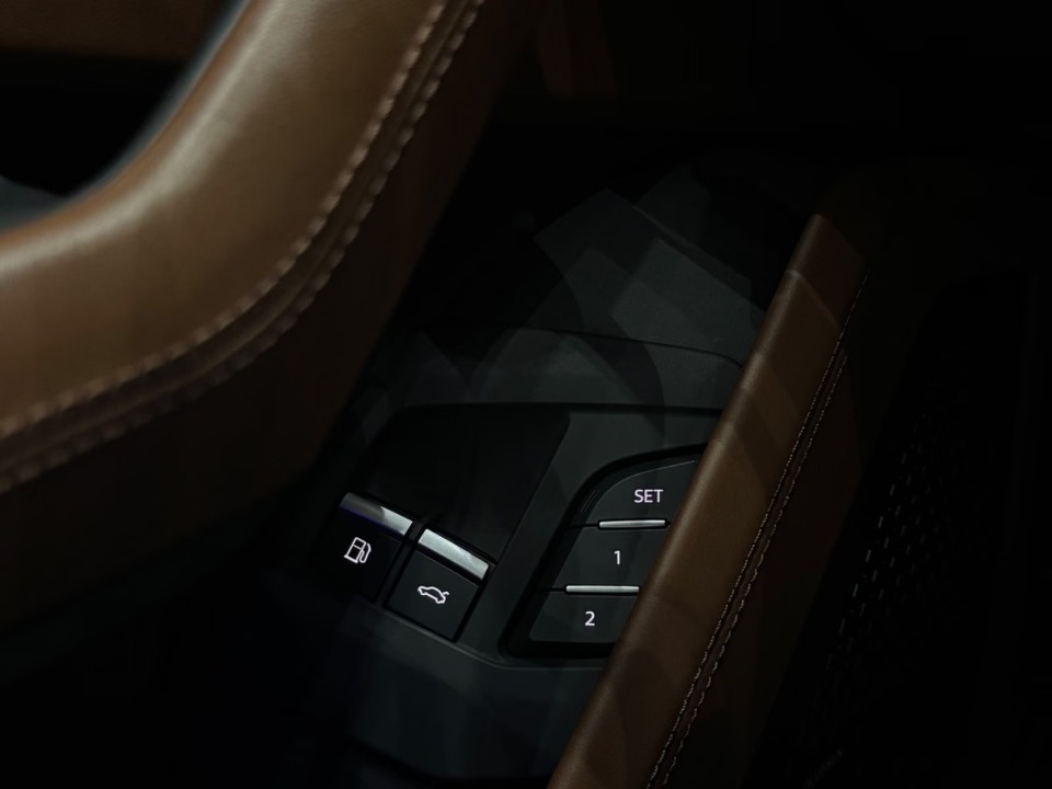 Lamborghini URUS SE - foto 28