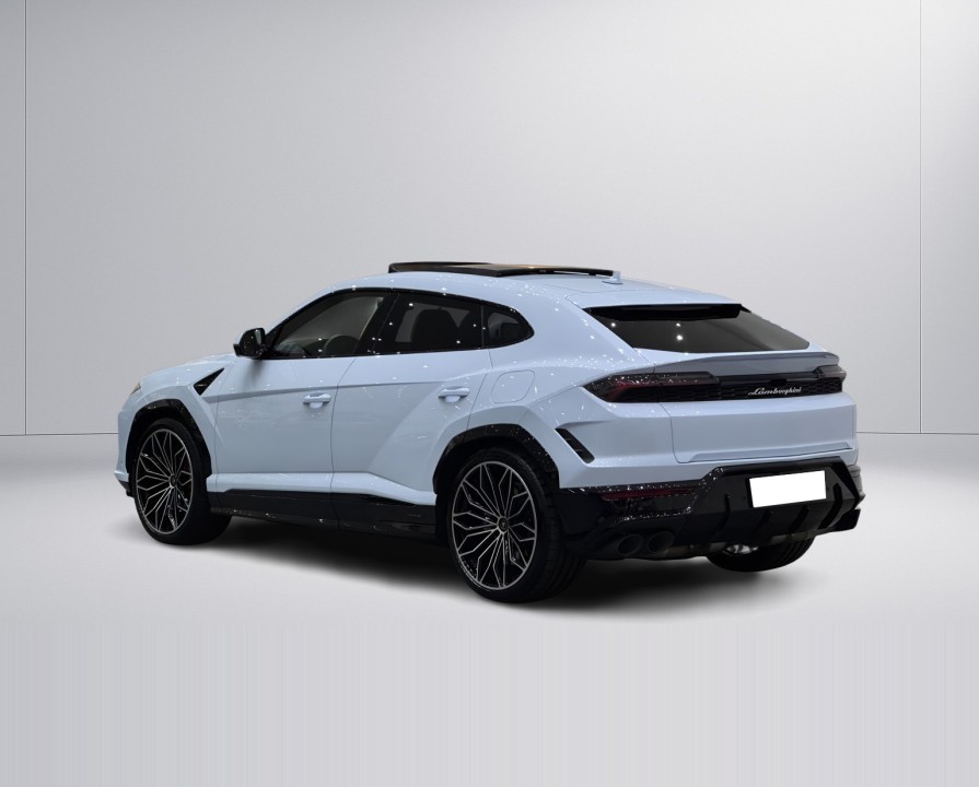Lamborghini URUS SE (4)
