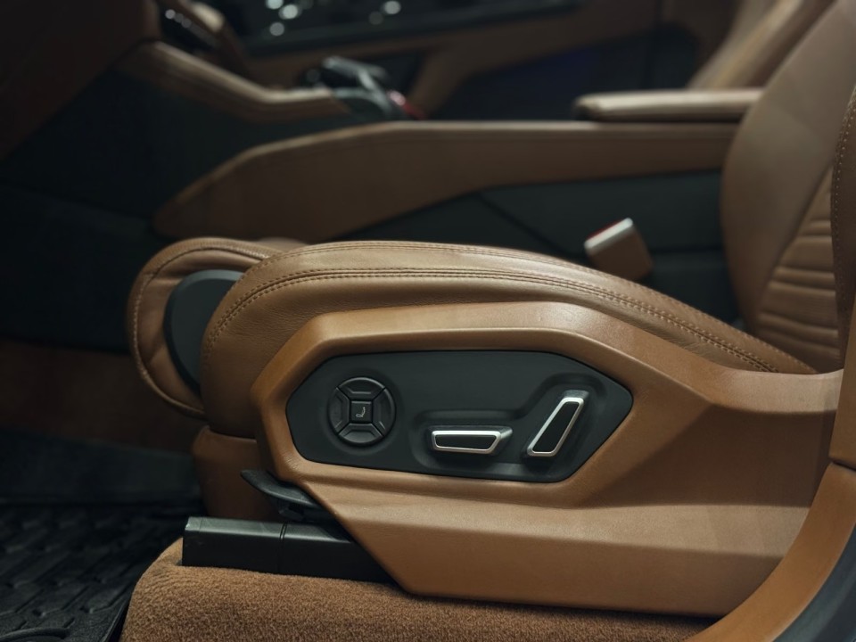Lamborghini URUS SE - foto 25