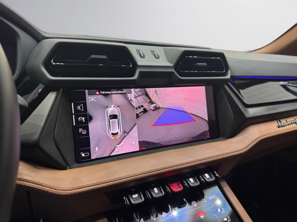 Lamborghini URUS SE - foto 18