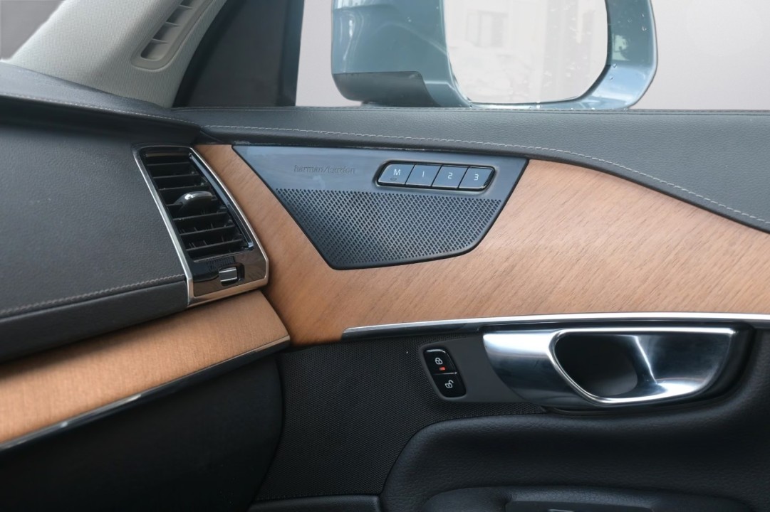 Volvo XC 90 B5 AWD Inscription - foto 24