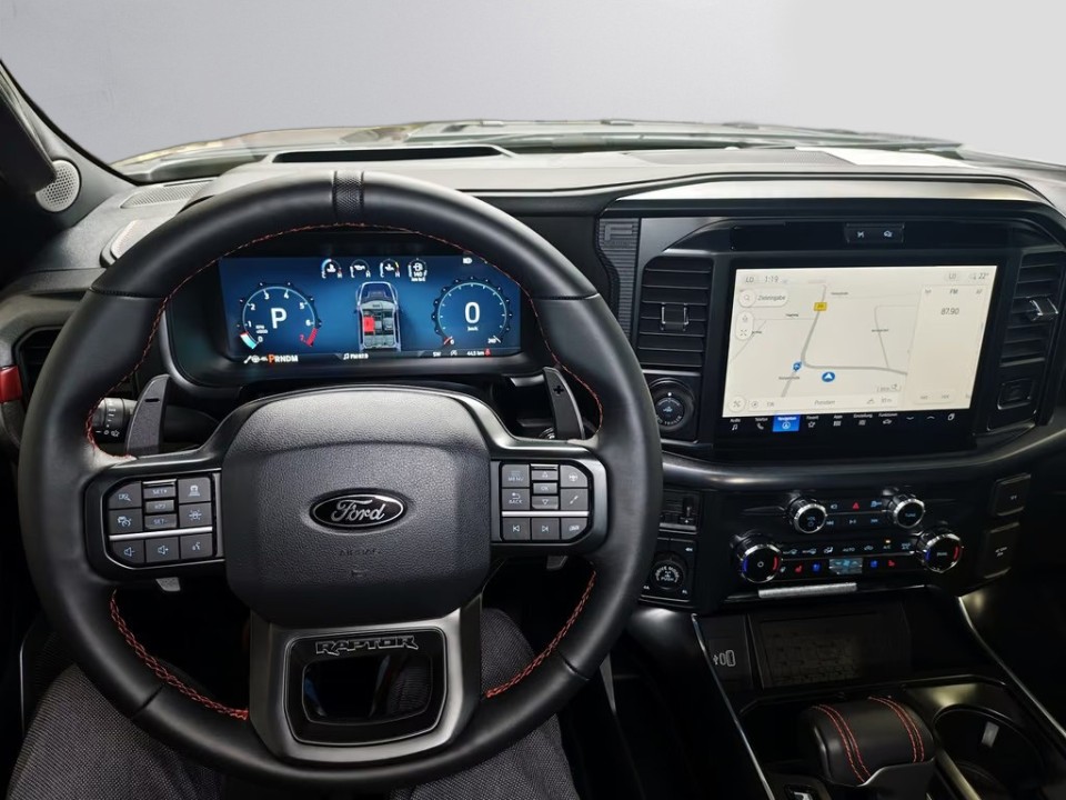 Ford F150 Raptor - foto 12