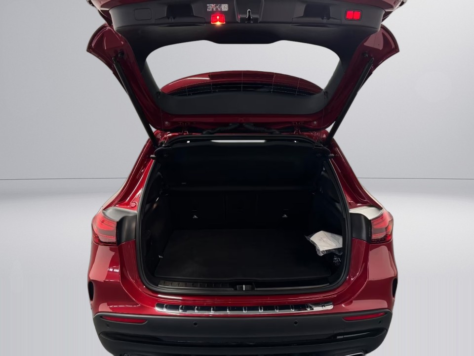 Mercedes-Benz GLA 250 4MATIC AMG Line - foto 23