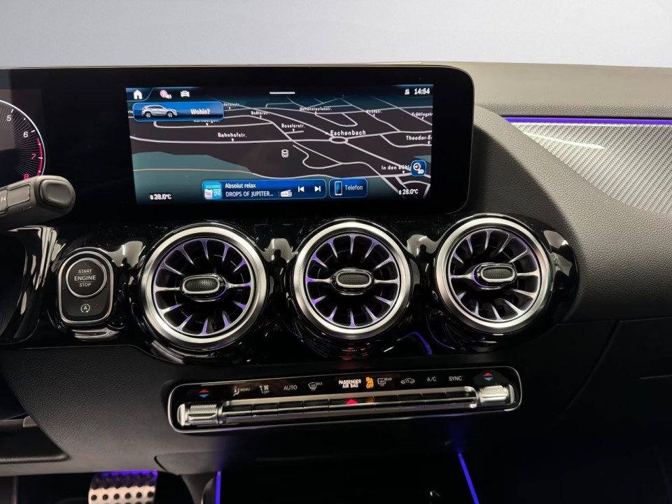 Mercedes-Benz GLA 250 4MATIC AMG Line - foto 17