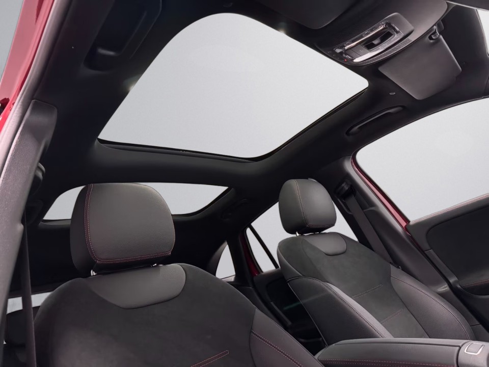 Mercedes-Benz GLA 250 4MATIC AMG Line - foto 19