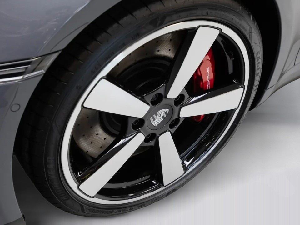 Porsche 911 Carrera S - foto 32