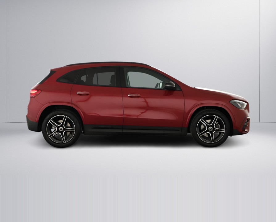 Mercedes-Benz GLA 220 4MATIC AMG Line - foto 6