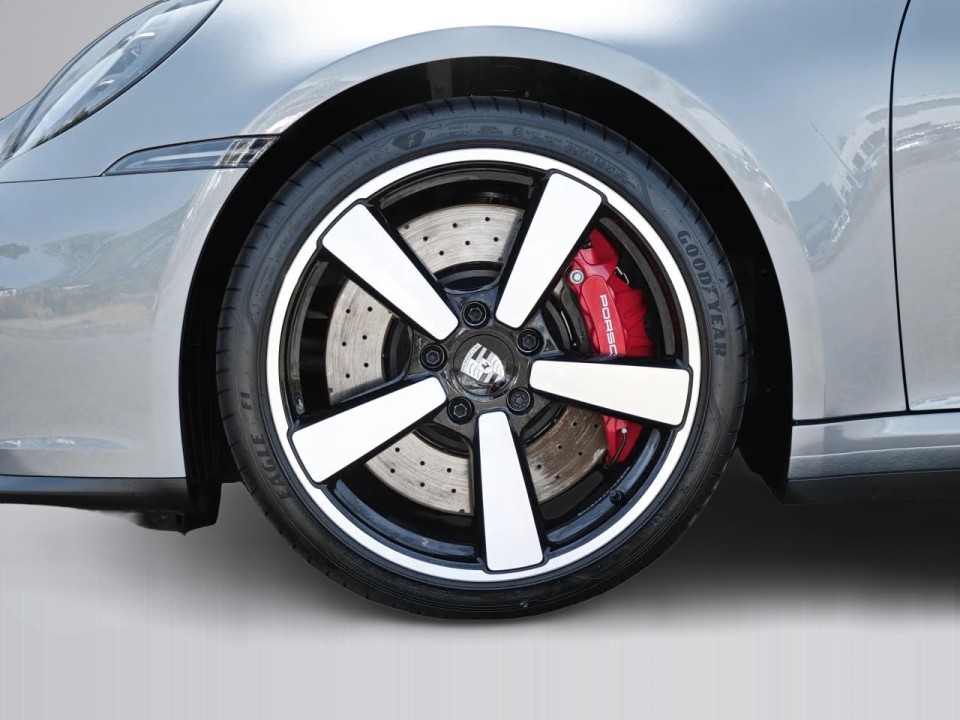Porsche 911 Carrera S - foto 27