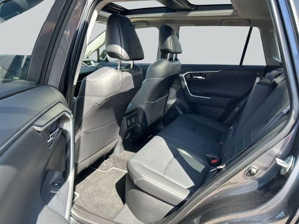 Toyota RAV4 2.5 Hybrid 4x4 - foto 15