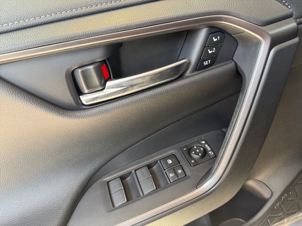 Toyota RAV-4 Plug-in Hybrid GR Sport - foto 12