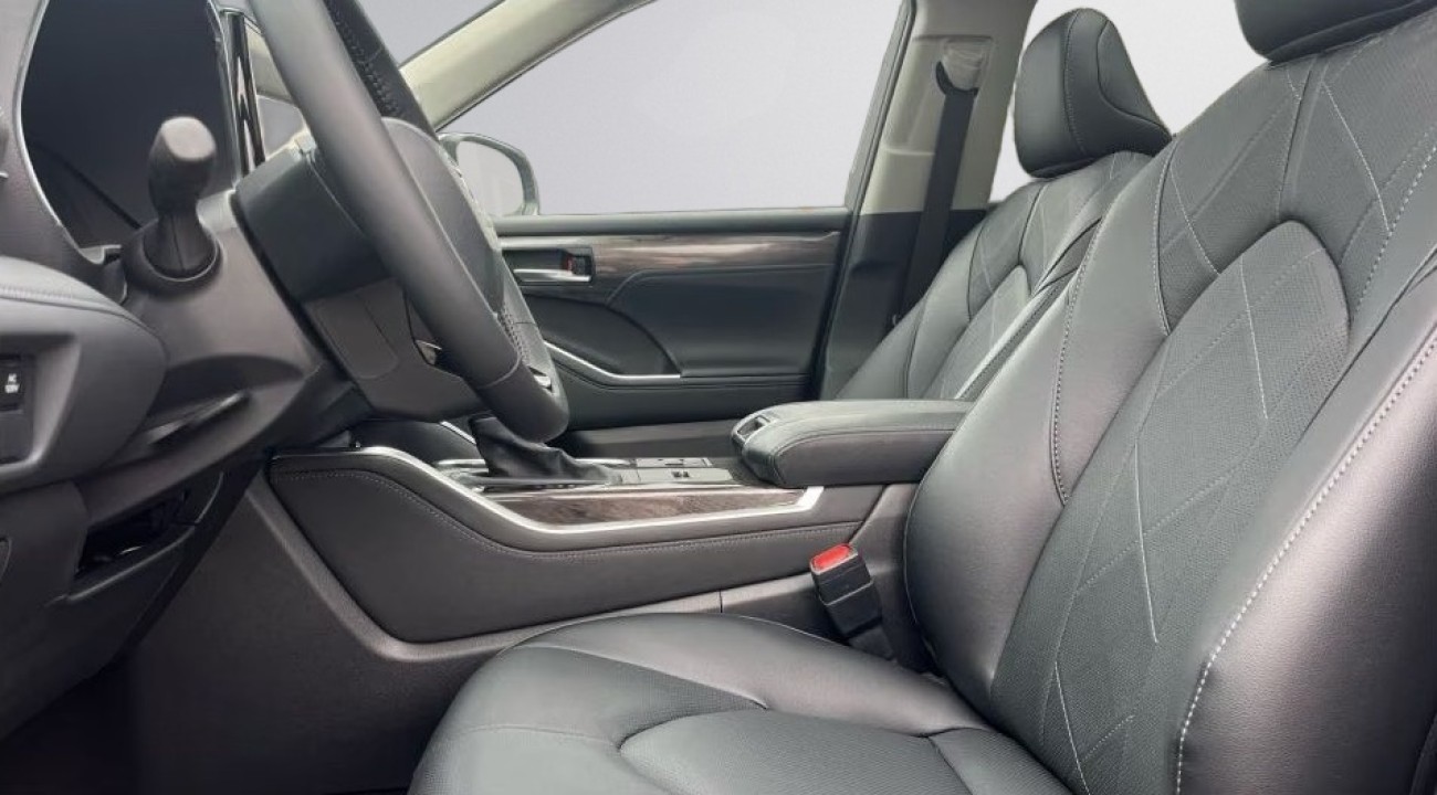 Toyota Highlander Luxury - foto 11