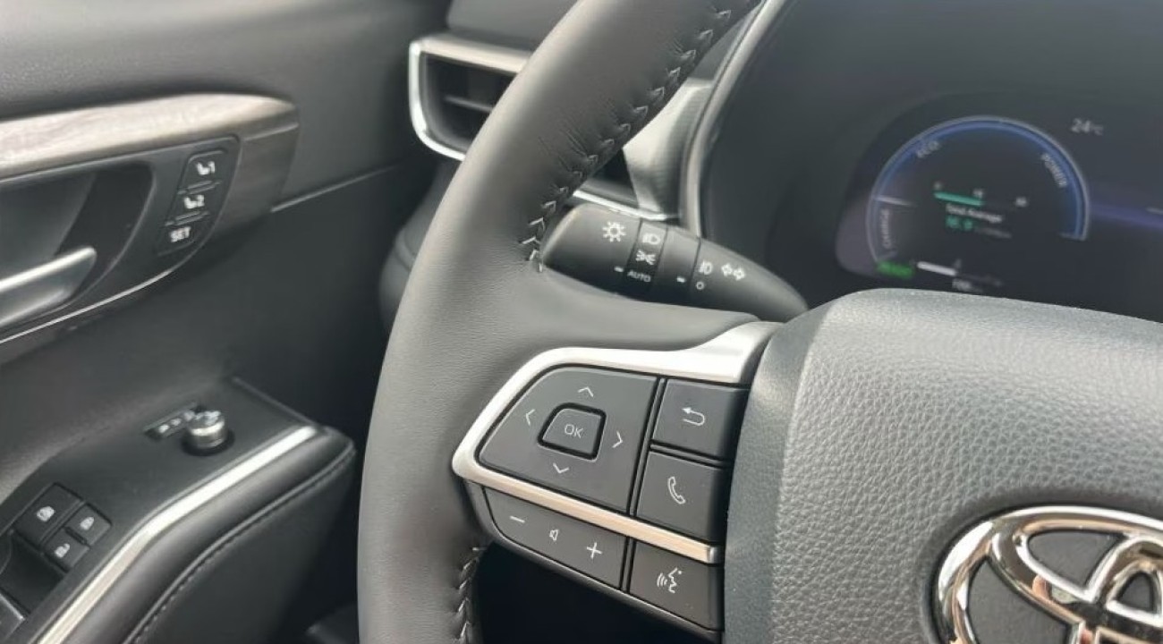 Toyota Highlander Luxury - foto 13
