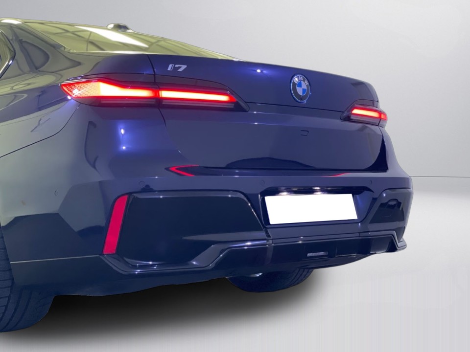 BMW i7 xDrive60 M-Sport - foto 36