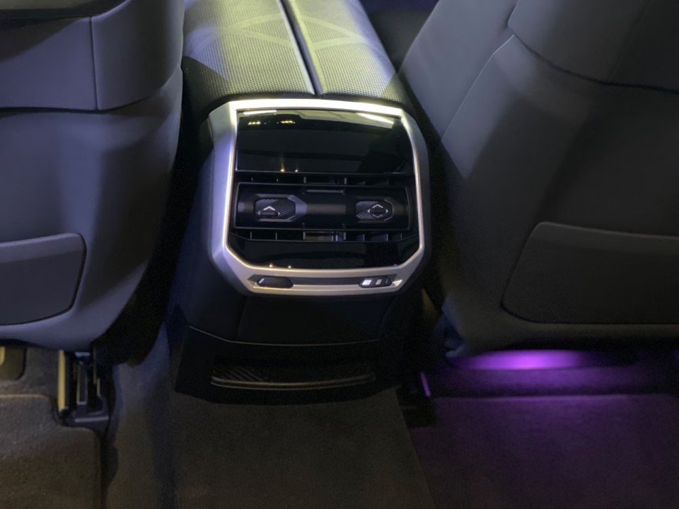 BMW i7 xDrive60 M-Sport - foto 20