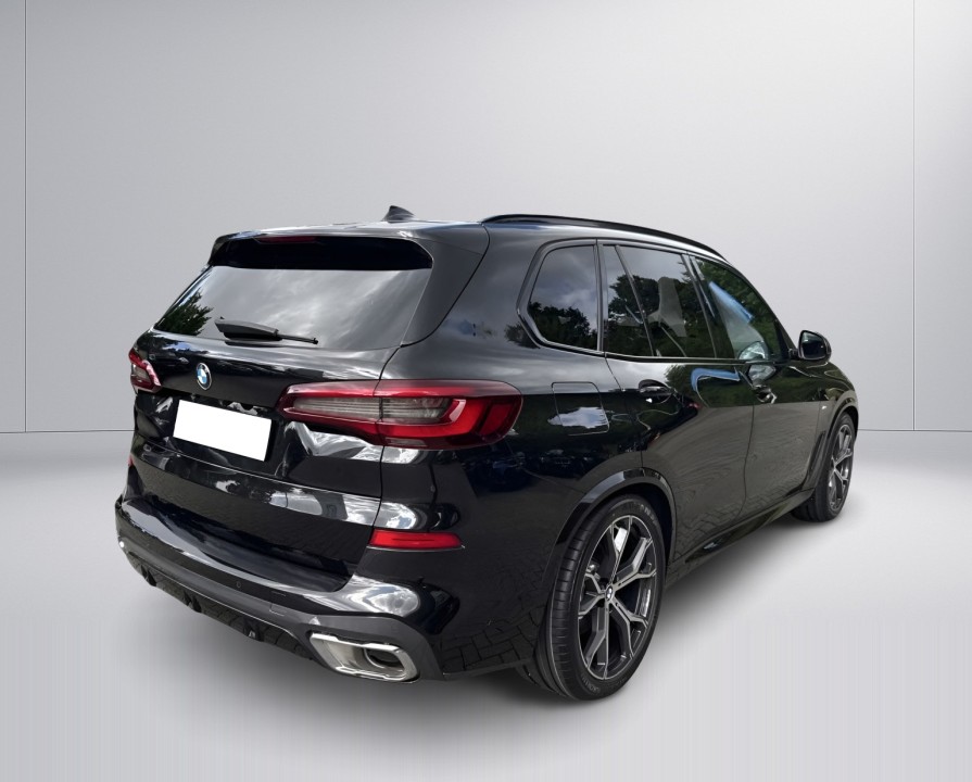 BMW X5 40i M-Sport (2)