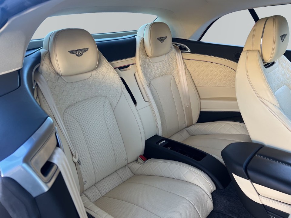 Bentley Continental GTC - foto 9