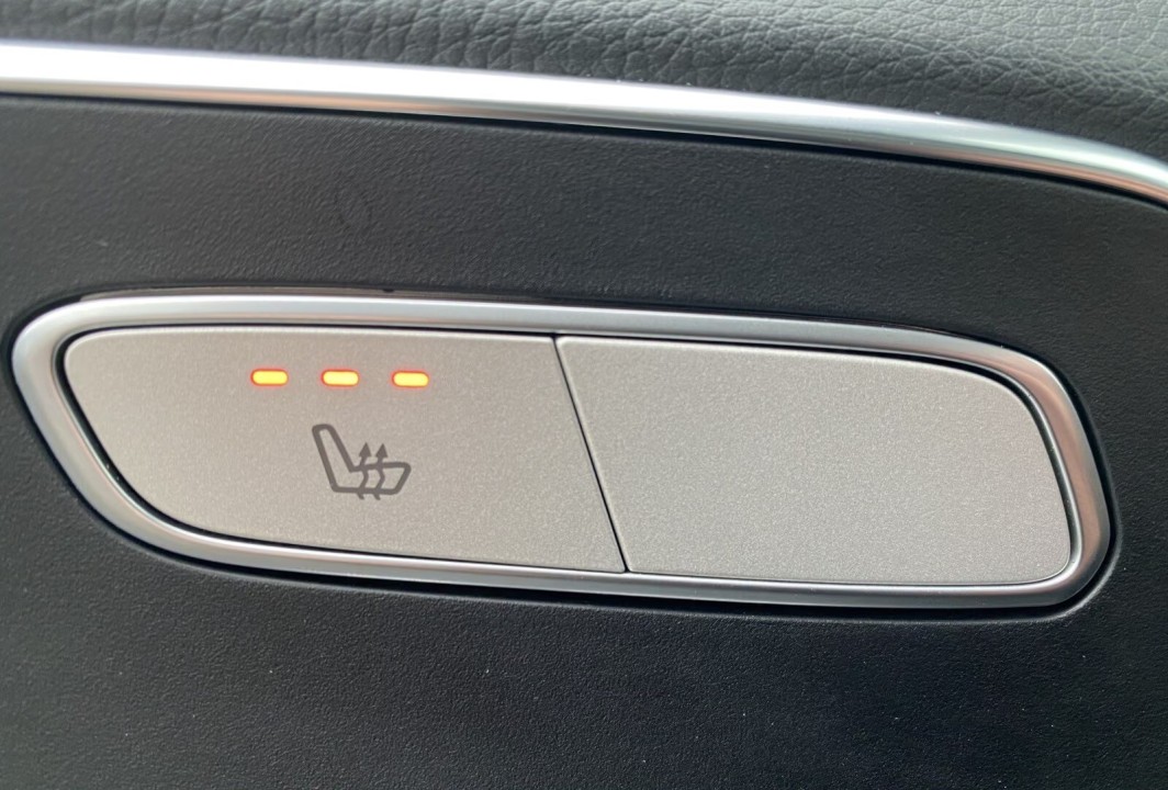 MERCEDES-BENZ V-Class 2024 — imagine 15