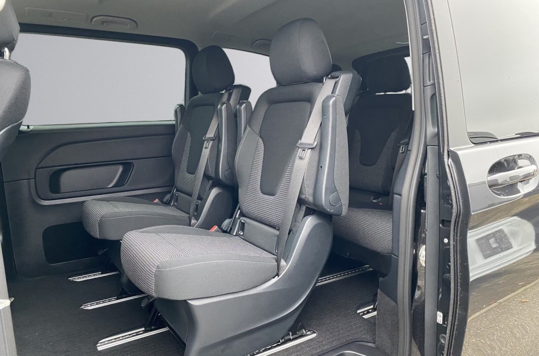 MERCEDES-BENZ V-Class 2024 — imagine 17