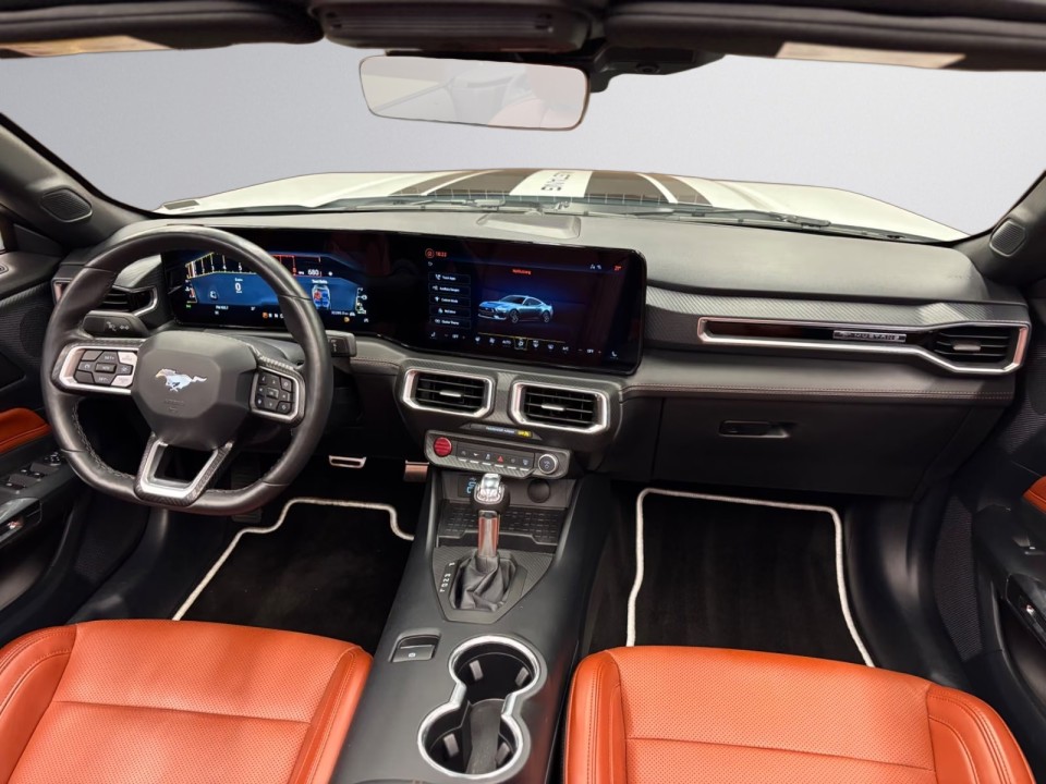 Ford Mustang Cabrio - foto 11
