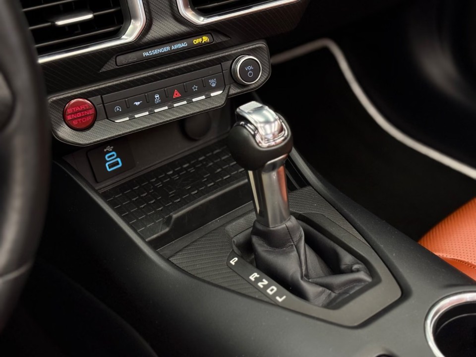 Ford Mustang Cabrio - foto 14
