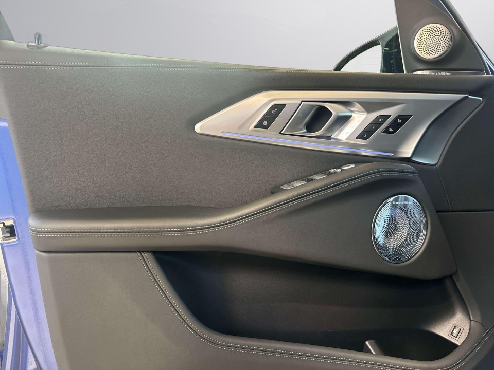 BMW XM - foto 18