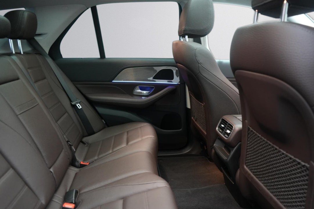 Mercedes-Benz GLE 400d 4MATIC - foto 28