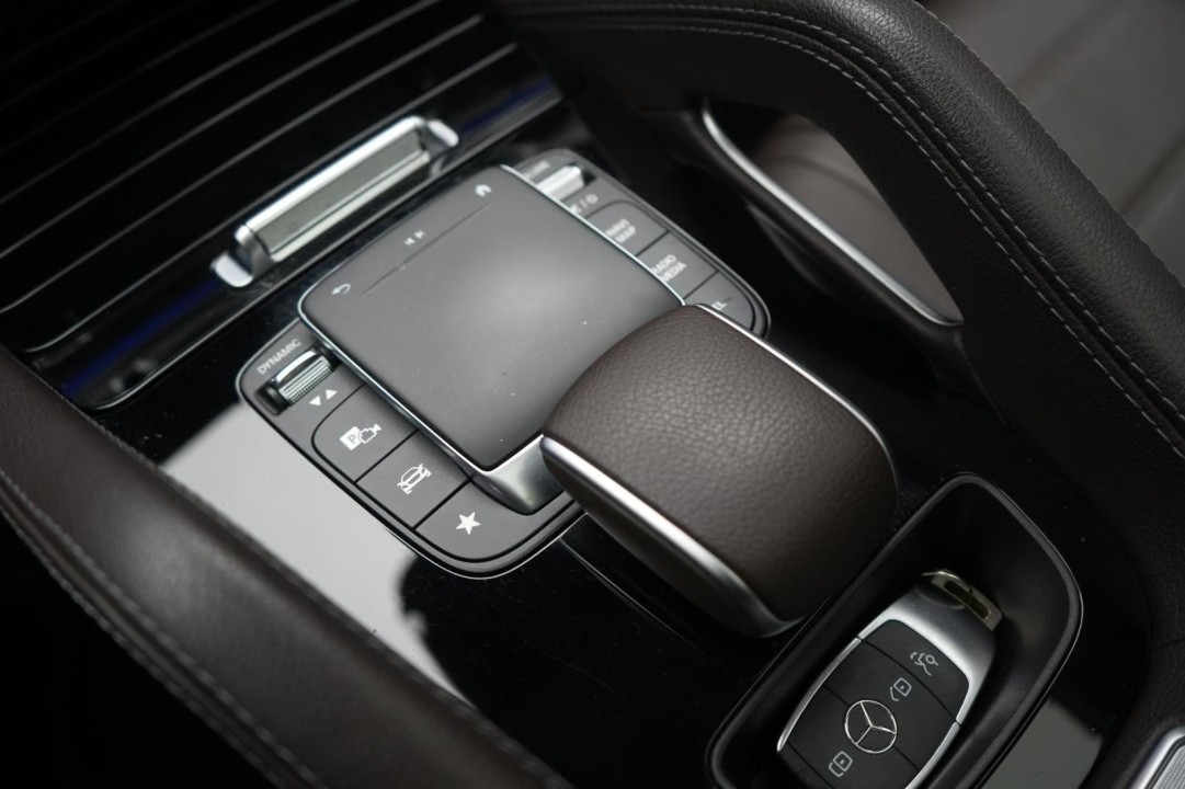 Mercedes-Benz GLE 400d 4MATIC - foto 21