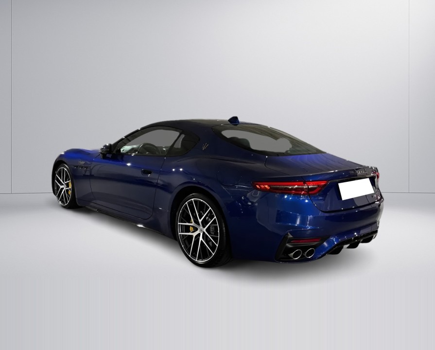 Maserati GranTurismo Trofeo (4)