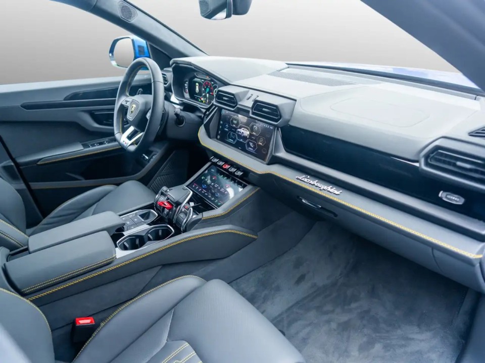 Lamborghini URUS SE - foto 7