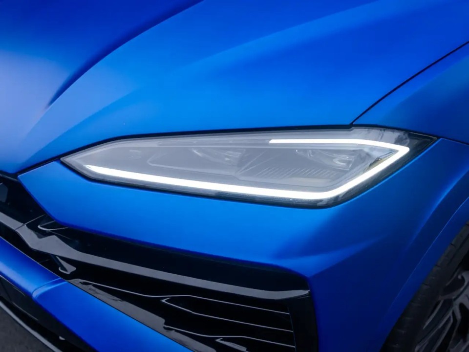 Lamborghini URUS SE - foto 9