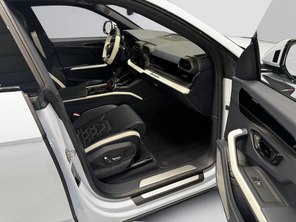 Lamborghini URUS SE - foto 12