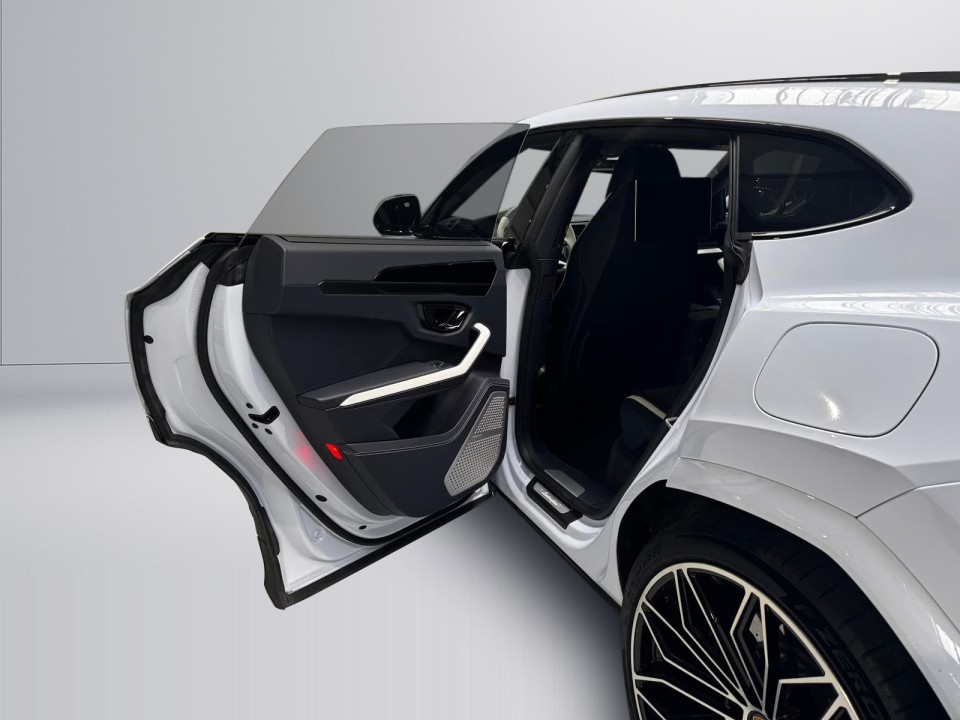 Lamborghini URUS SE - foto 22