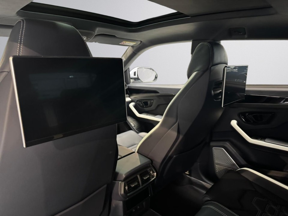Lamborghini URUS SE - foto 17