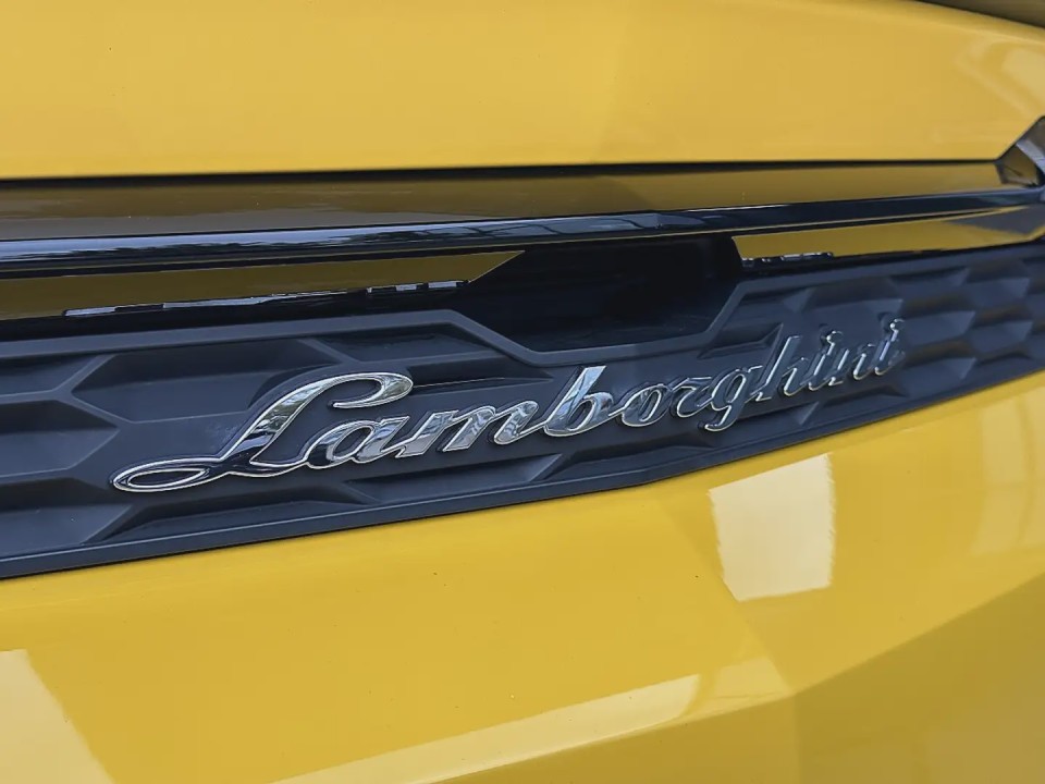 Lamborghini URUS SE - foto 13