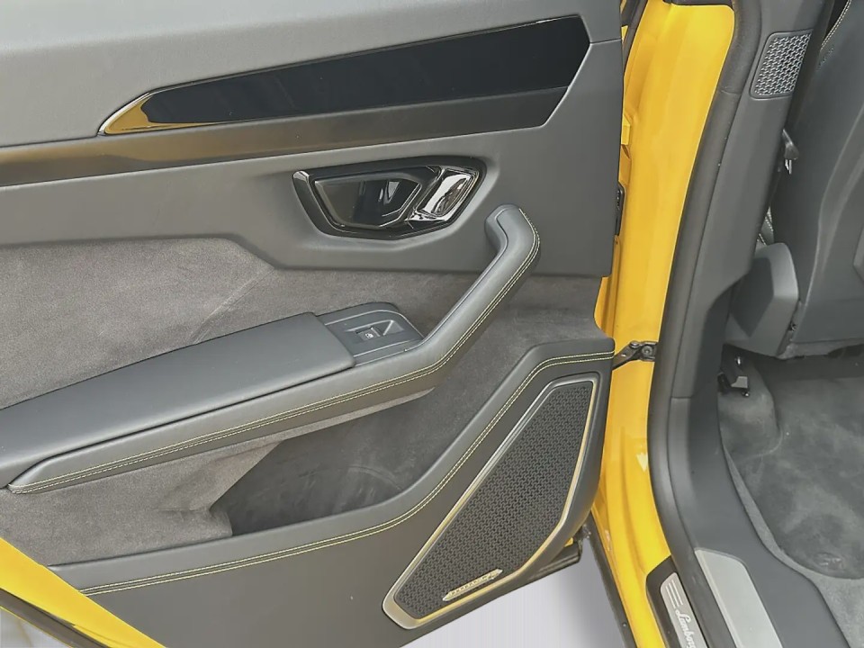 Lamborghini URUS SE - foto 10