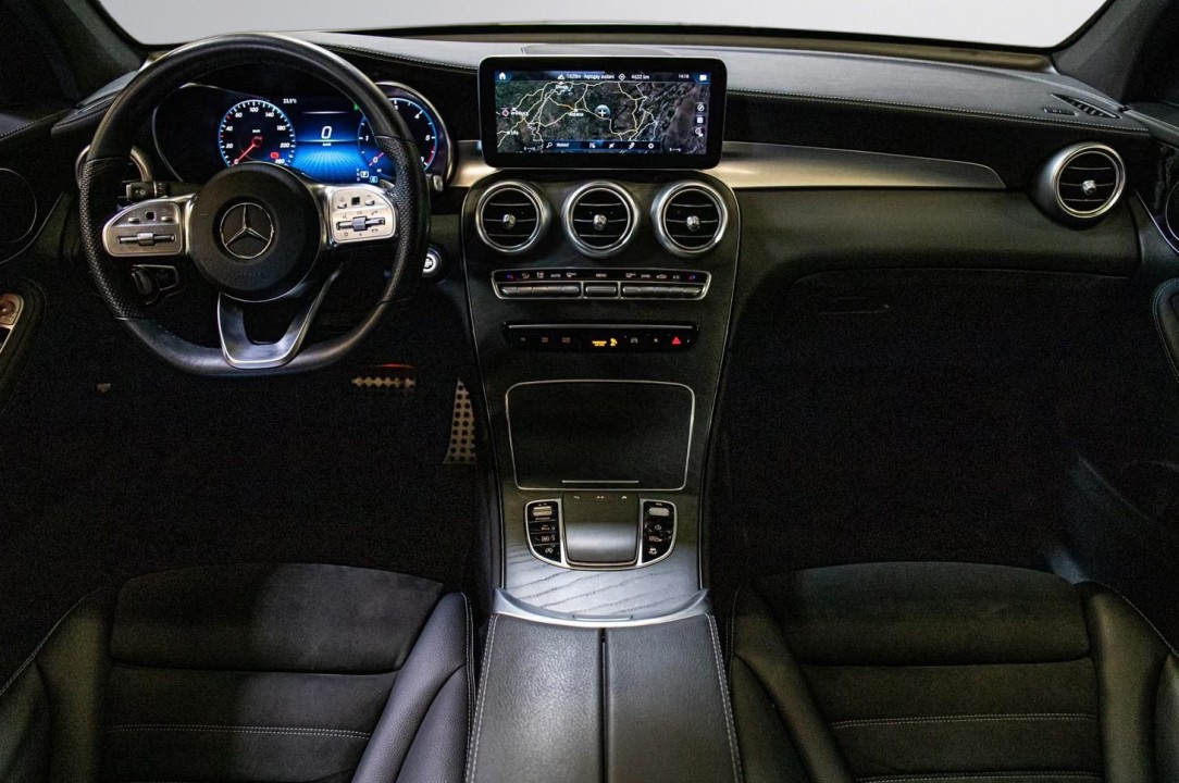 Mercedes-Benz GLC Coupé 400d 4MATIC AMG Line - foto 11